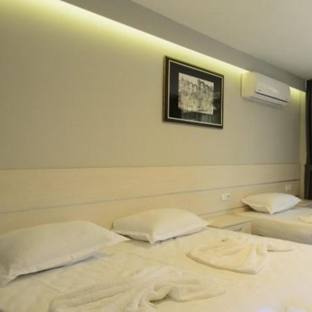 Holiday Village Lozenets ภายนอก รูปภาพ